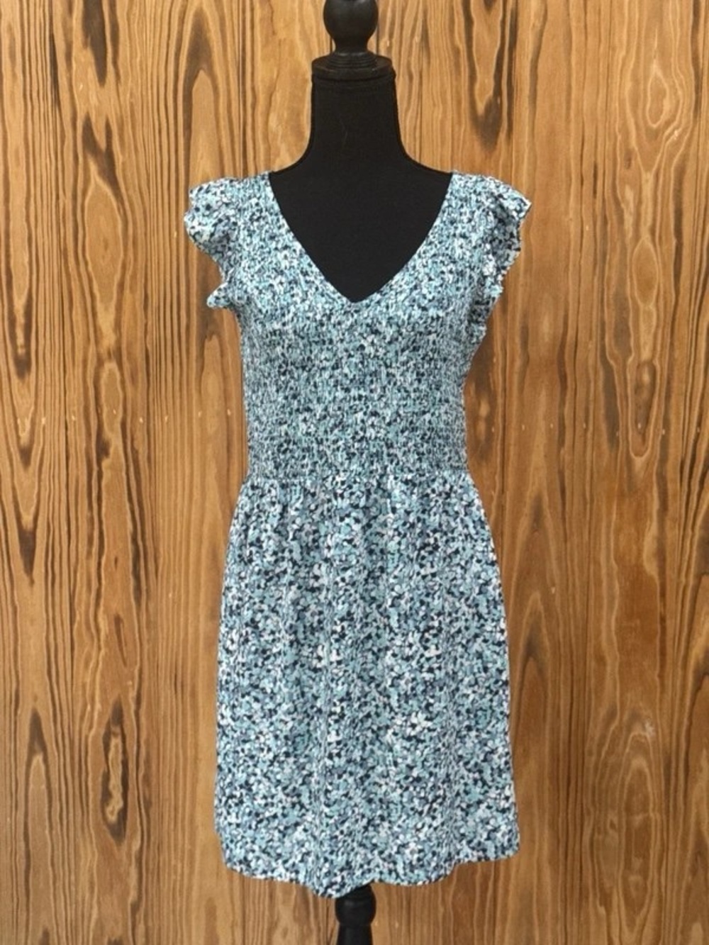 Smocked V-Neck Floral Summer Dress in Light Blue